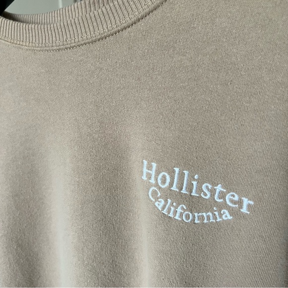Hollister Tan Crewneck Sweatshirt Size Small - Picture 2 of 5